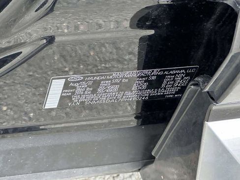 Used 2023 Hyundai Santa Fe Calligraphy AWD/4WD image 17