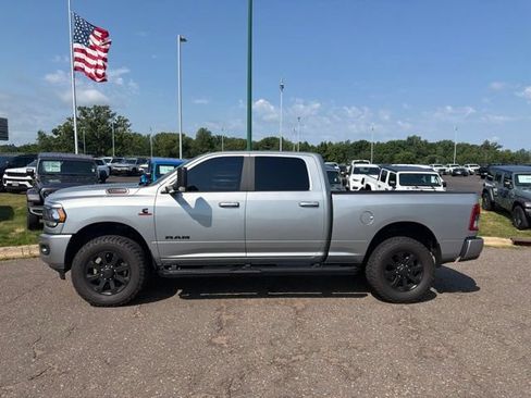 Used 2022 RAM 3500 Big Horn w/ Night Edition AWD/4WD image 6