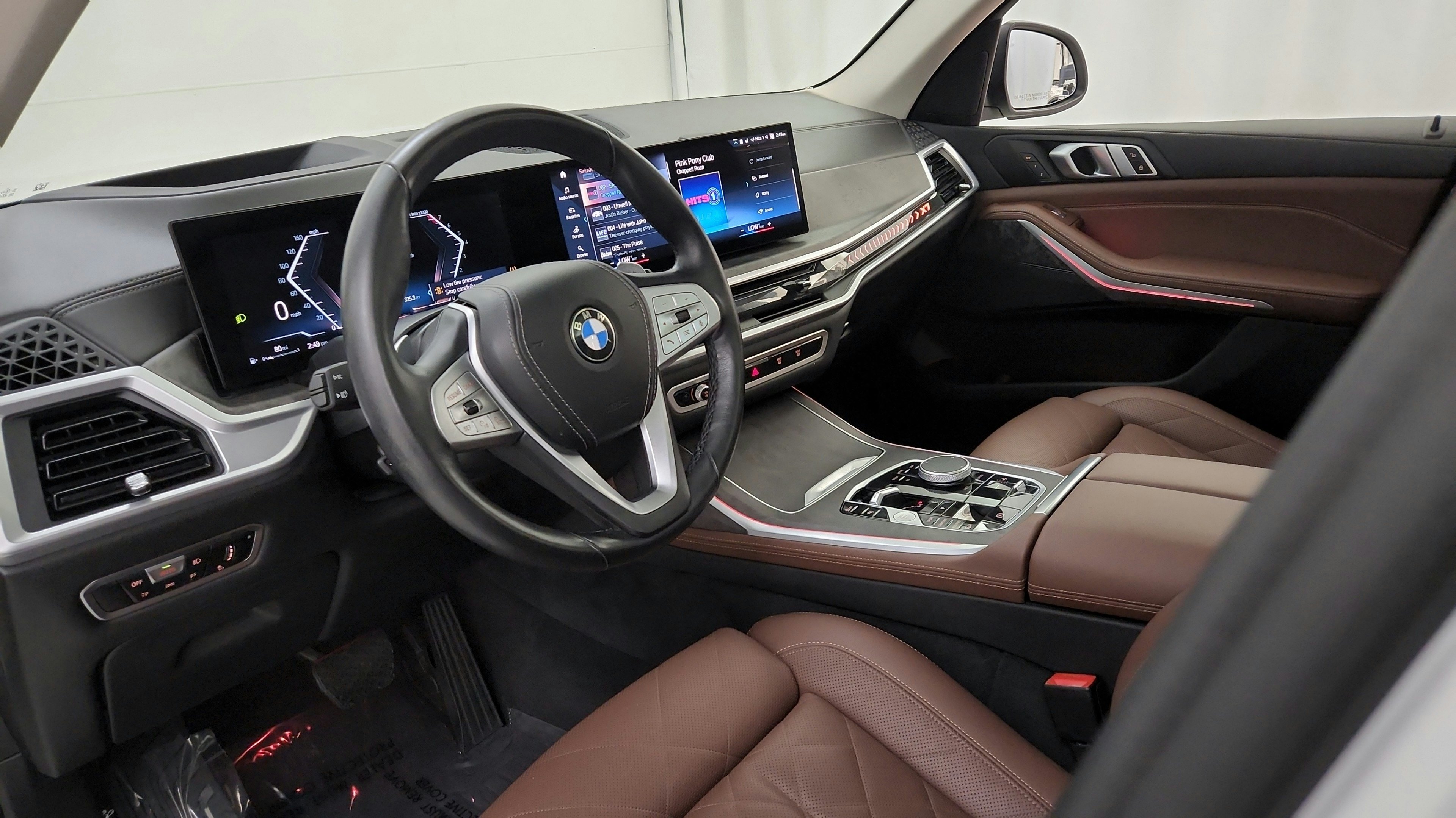 Used 2023 BMW X7 xDrive40i AWD/4WD image 16