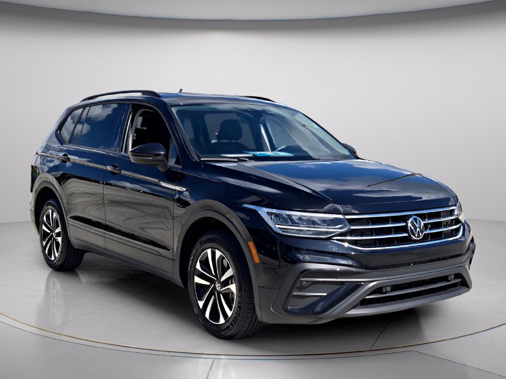 Certified 2024 Volkswagen Tiguan S FWD image 8