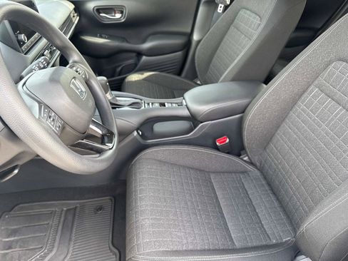 Certified 2023 Honda HR-V LX image 19