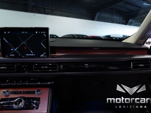 Used 2023 Lincoln Aviator Reserve w/ Jet Package image 33