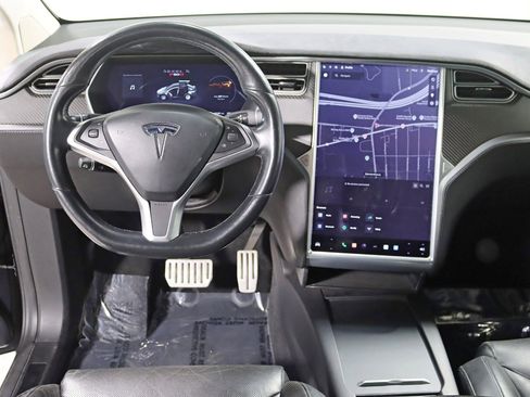 Used 2016 Tesla Model X Performance image 15