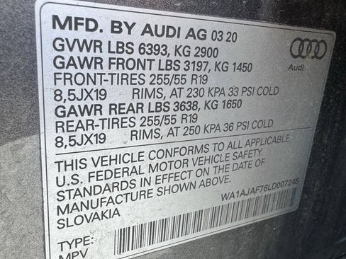 Used 2020 Audi Q7 2.0T Premium w/ Towing Package AWD/4WD image 27