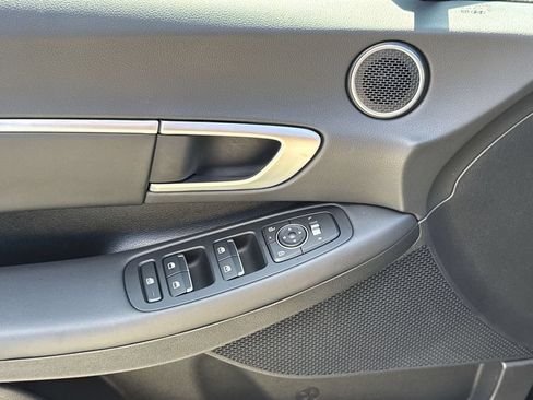 Used 2025 Hyundai Sonata SEL AWD/4WD image 15