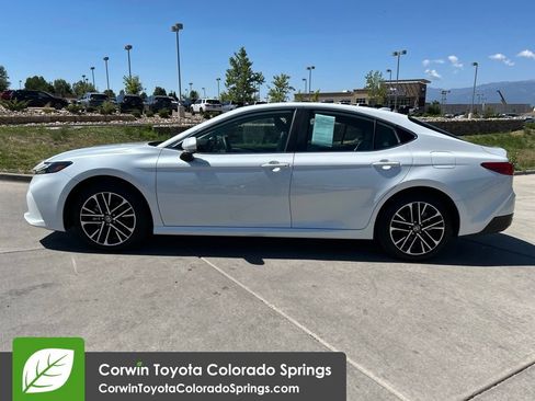 Used 2026 Toyota Camry XSE AWD/4WD image 4