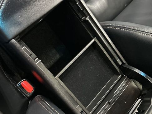 Used 2016 Toyota Avalon XLE Premium image 24