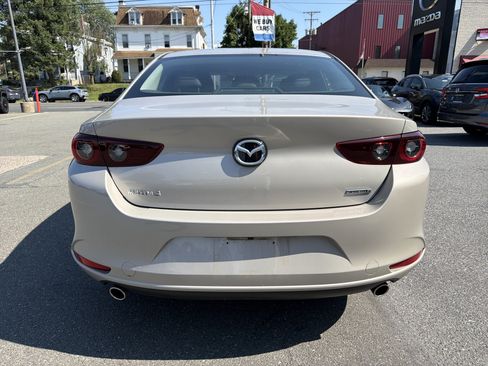 Used 2024 MAZDA MAZDA3 s FWD image 6