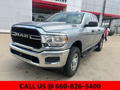 Used 2019 RAM 2500 Tradesman AWD/4WD image 2