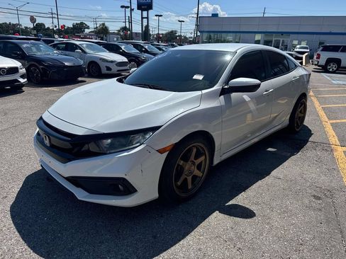 Used 2021 Honda Civic Sport image 4