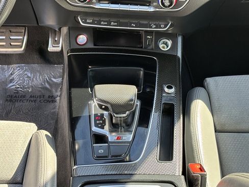 Used 2022 Audi SQ5 Premium image 20