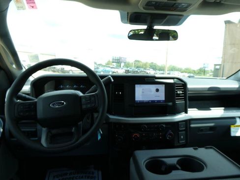 New 2026 Ford F250 XL w/ STX Appearance Package AWD/4WD image 15