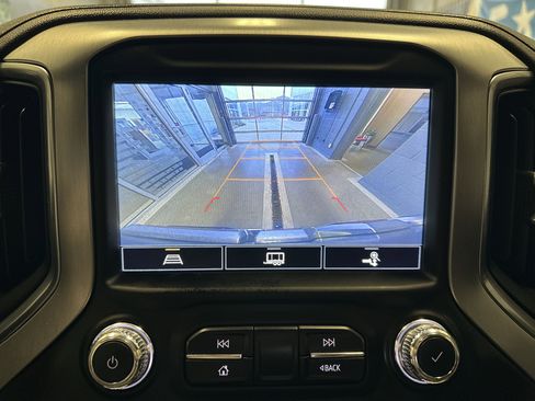 Used 2021 GMC Sierra 1500 SLT w/ SLT Premium Package image 13