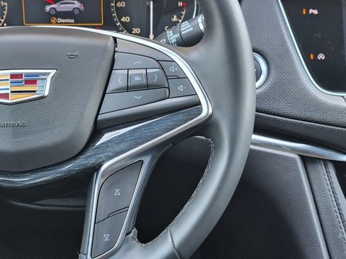 Used 2025 Cadillac XT5 Premium Luxury FWD image 29