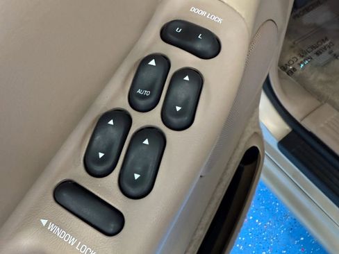 Used 1999 Ford Explorer 4WD 4-Door image 52