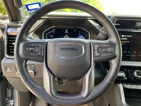 Used 2024 GMC Sierra 2500 Denali Ultimate AWD/4WD image 8