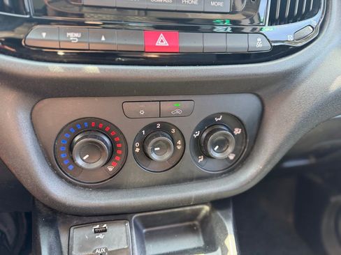 Used 2015 RAM ProMaster City Tradesman FWD image 24