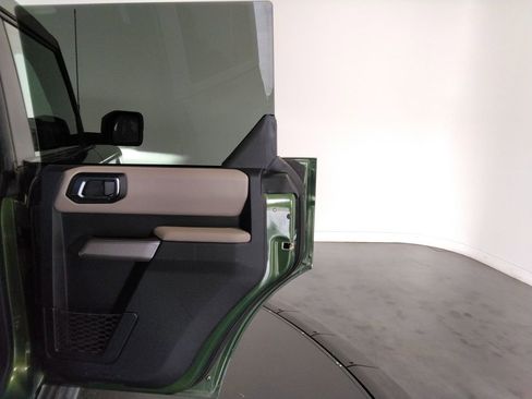 Used 2023 Ford Bronco Wildtrak image 39