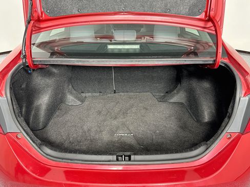 Used 2016 Toyota Corolla LE FWD image 23