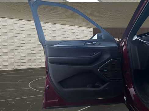 Used 2023 Jeep Grand Cherokee Overland w/ MOPAR Finishing Package image 24