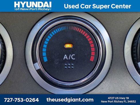 Used 2012 Nissan Sentra 2.0 SR FWD image 21