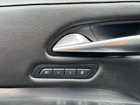 Used 2024 Cadillac XT4 Premium Luxury image 15