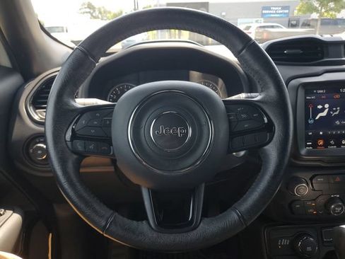 Certified 2022 Jeep Renegade Altitude AWD/4WD image 24
