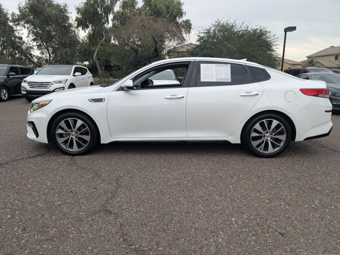 Used 2019 Kia Optima S image 5