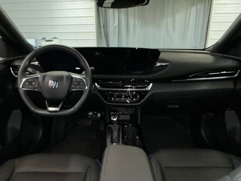 Certified 2024 Buick Envista Sport Touring w/ Convenience I Package image 28