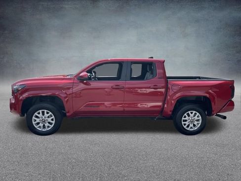 Used 2025 Toyota Tacoma SR5 AWD/4WD image 9