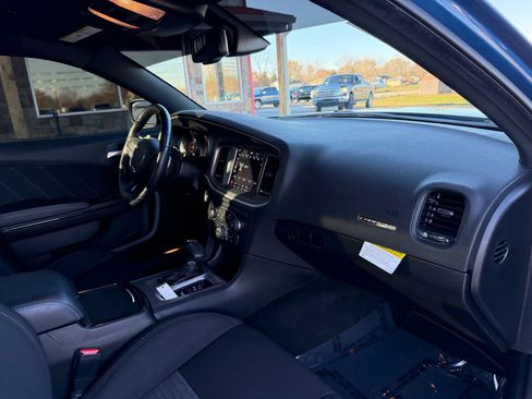 Used 2022 Dodge Charger R/T w/ Blacktop Package image 20