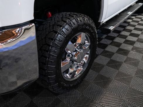 Used 2015 Chevrolet Silverado 2500 LT AWD/4WD image 8