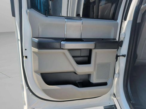 Used 2019 Ford F350 XLT w/ XLT Premium Package AWD/4WD image 35