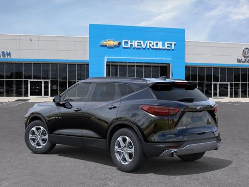 New 2026 Chevrolet Blazer LT w/ Convenience Package FWD image 3