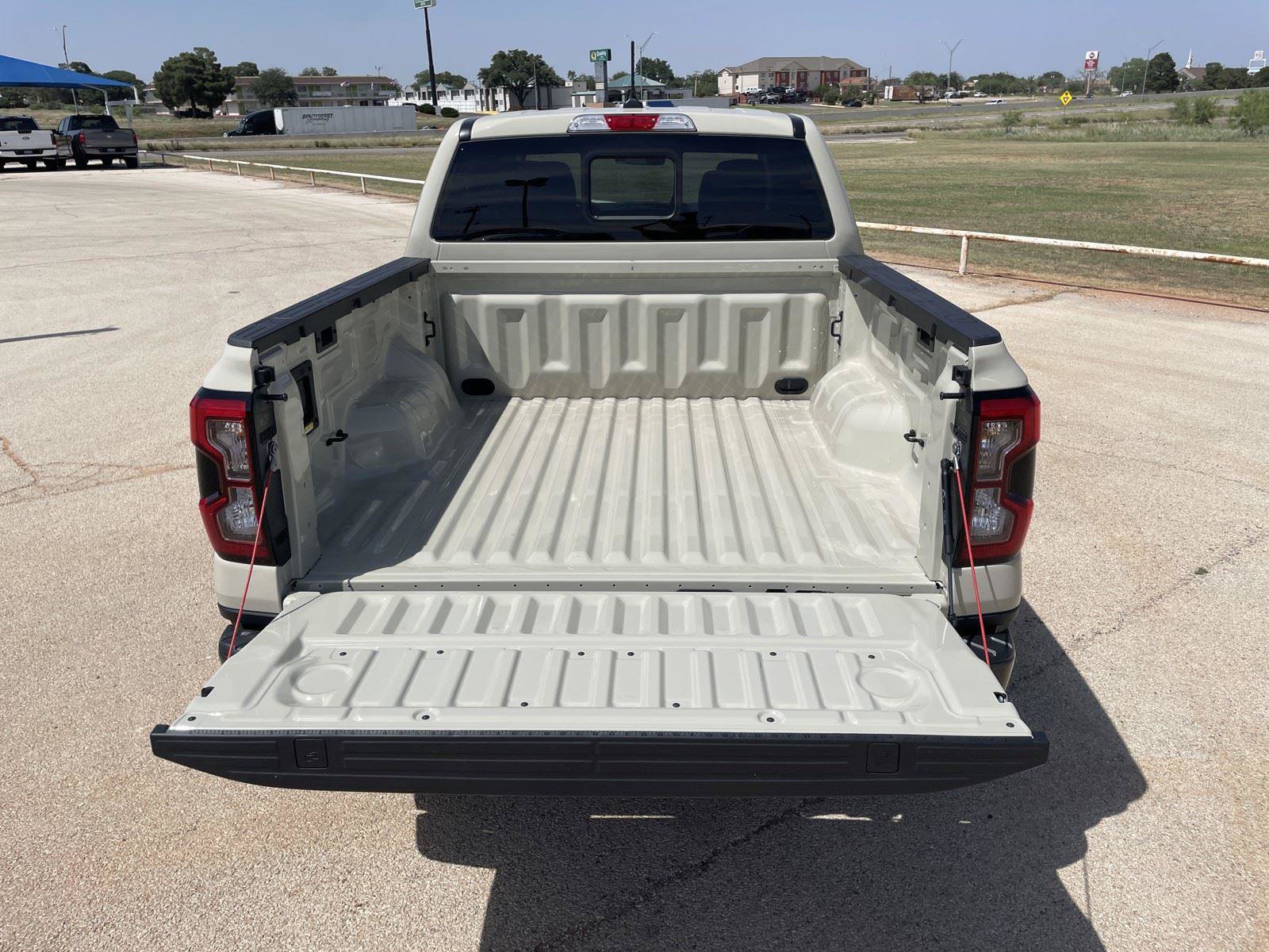 New 2026 Ford Ranger XLT w/ Equipment Group 301A High AWD/4WD image 28
