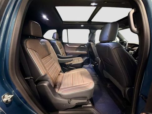 New 2026 GMC Acadia Denali Ultimate w/ LPO, Floor Liner Package image 25