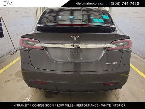Used 2020 Tesla Model X Performance image 5