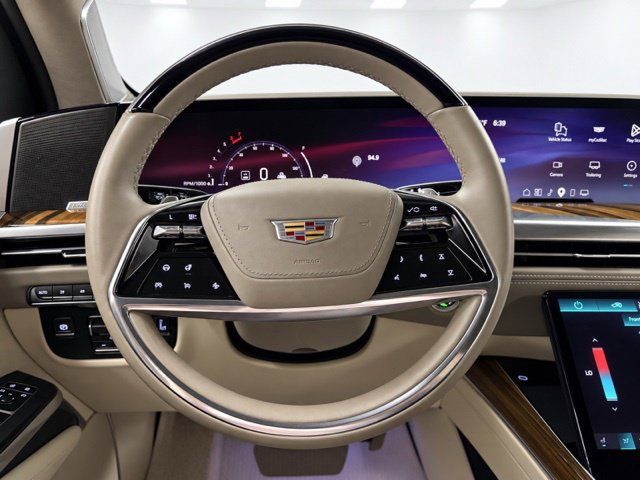 Used 2025 Cadillac Escalade Sport Platinum w/ LPO, Floor Liner Package AWD/4WD image 38