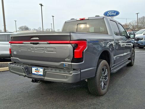 Used 2024 Ford F150 Lightning Lariat image 6