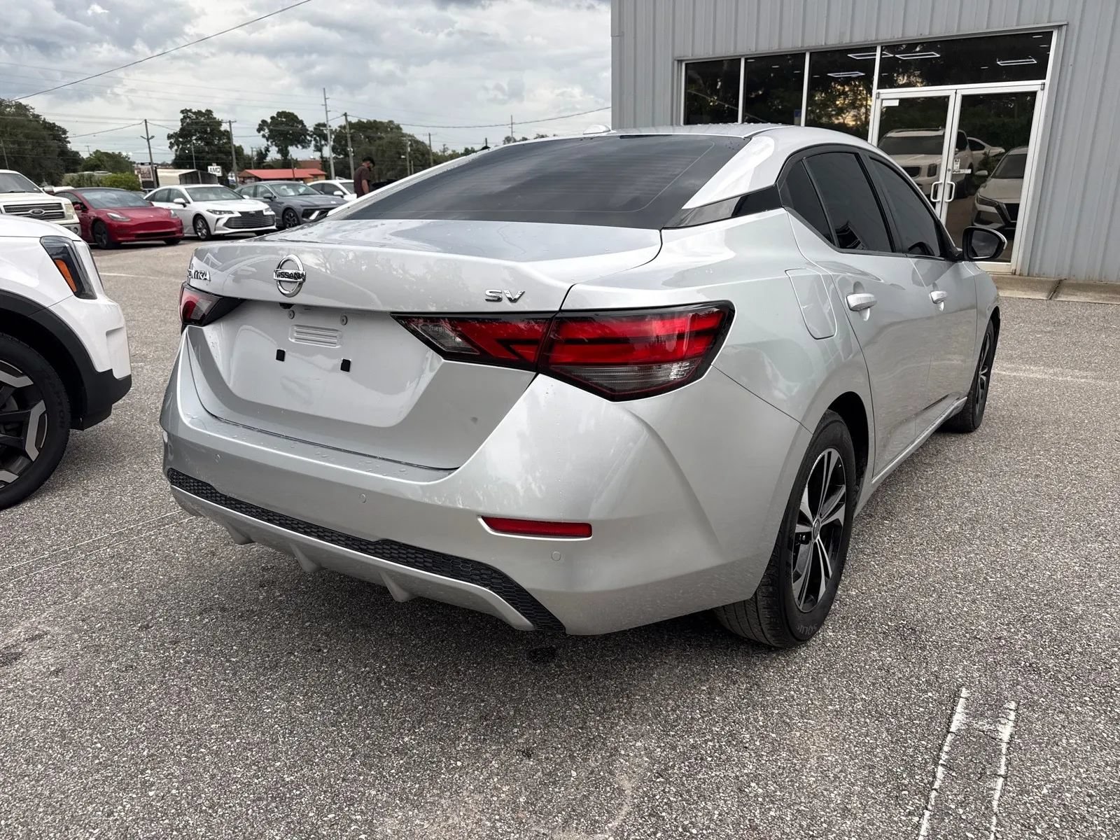 Used 2022 Nissan Sentra SV FWD image 7
