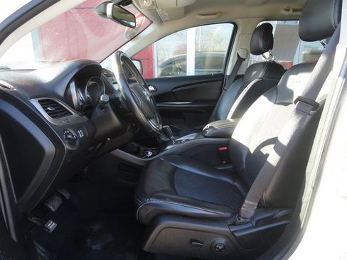 Used 2019 Dodge Journey Crossroad AWD/4WD image 9