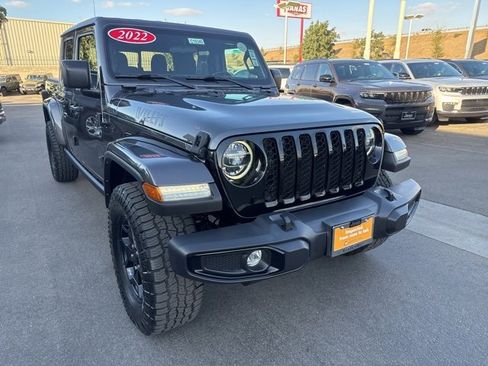 Certified 2022 Jeep Gladiator Sport image 8