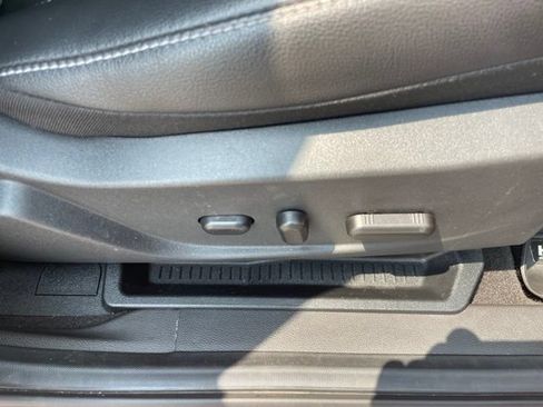 Used 2018 Ford Escape Titanium FWD image 51