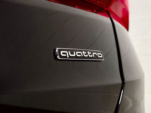 Used 2025 Audi Q3 2.0T Premium AWD/4WD image 34