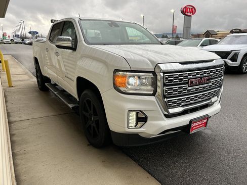 Used 2021 GMC Canyon Denali image 4