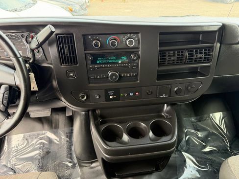 Used 2020 Chevrolet Express 2500 Extended w/ Communications Package image 18