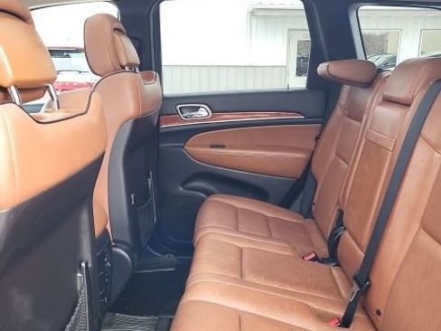 Used 2013 Jeep Grand Cherokee Overland image 11