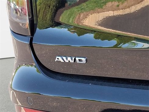 New 2025 Cadillac XT6 Sport image 14