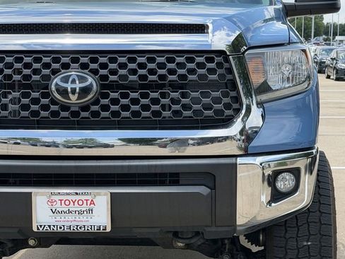 Used 2021 Toyota Tundra SR5 w/ SR5 Upgrade Package AWD/4WD image 8