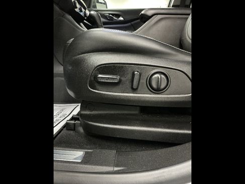 Used 2019 GMC Acadia SLT w/ Black Edition image 11